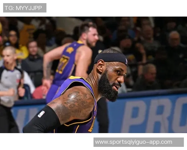 詹姆斯与裁判争执未受罚太阳博主引用规则质疑公正性