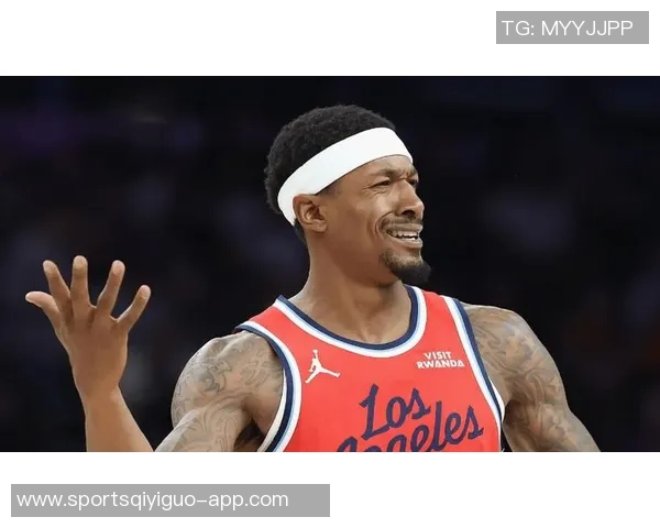 比尔选择球员选项下赛季预计继续效力快船队 比尔选择球员选项下赛季预计继续效力快船队